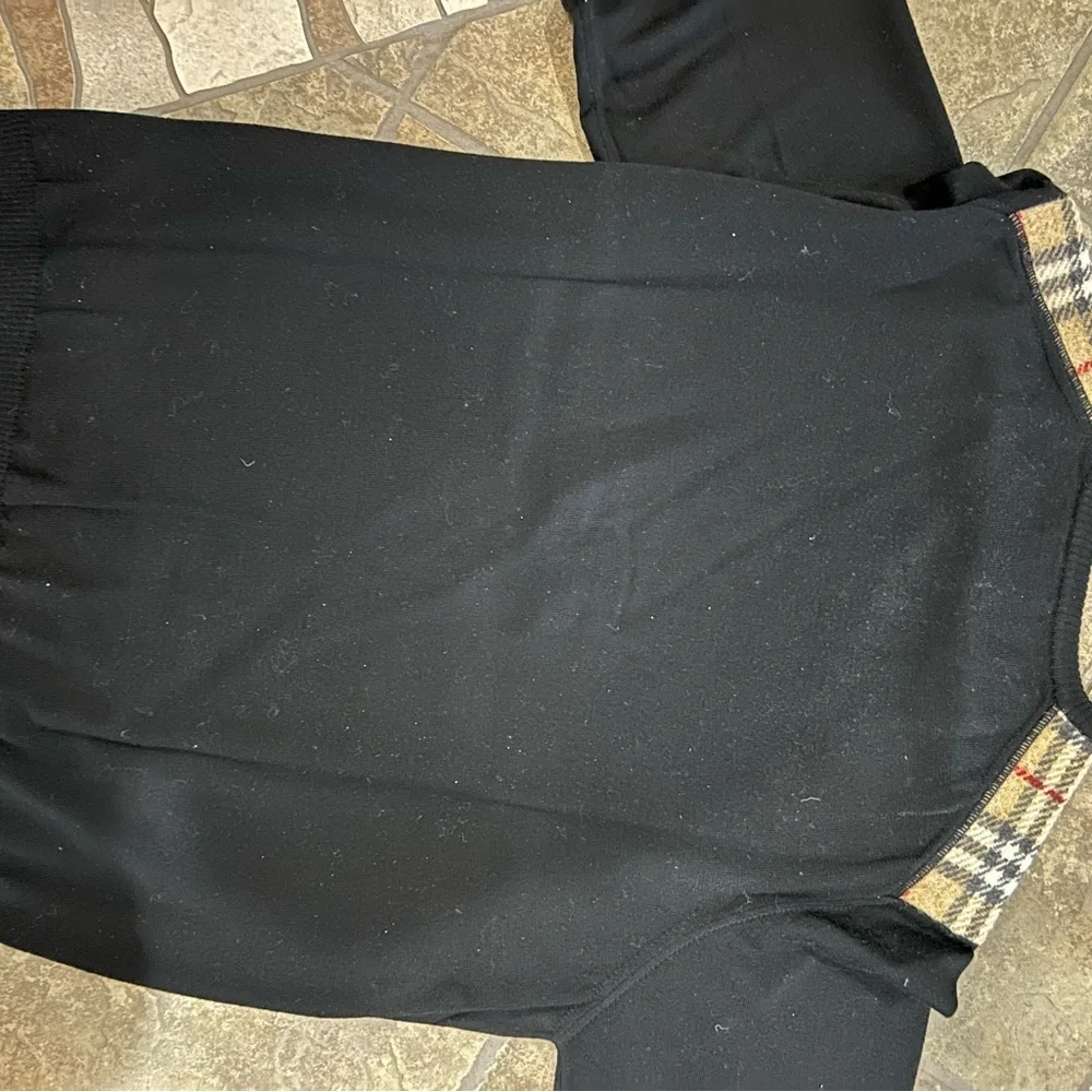Men's Burberry, London fine Marino wool crewneck sweater size XXL made Italy